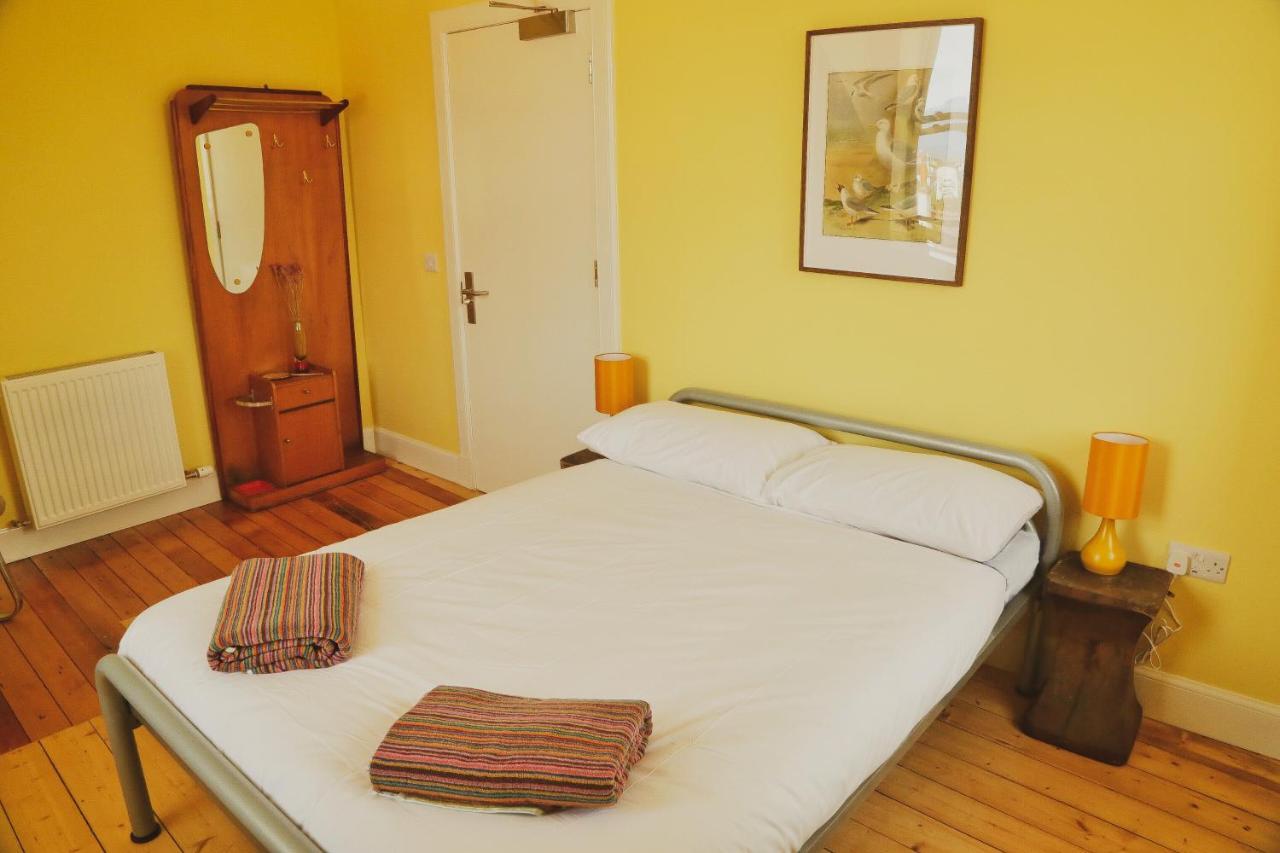 The Dolphin Inn Hostel Dunbar Exteriör bild
